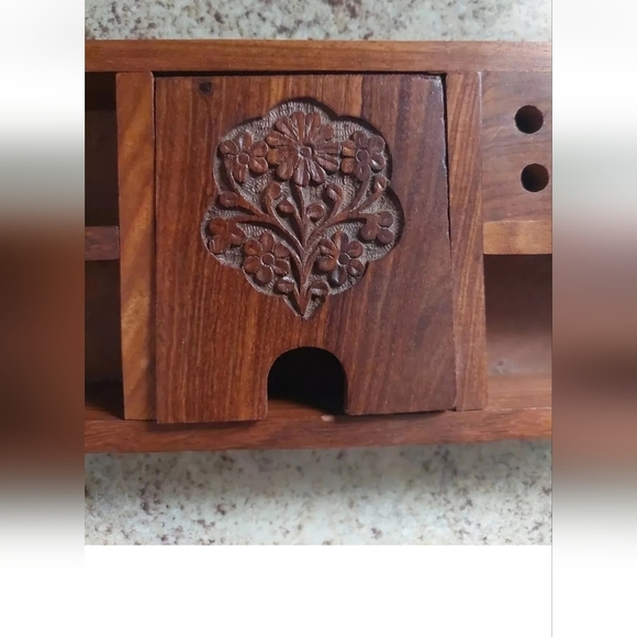 Wooden Ornate Handcarved Home Office/Room Storage Box Florals - Picture 4 of 6